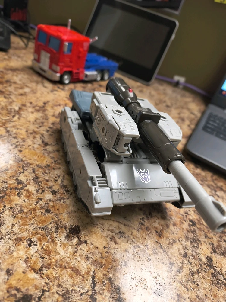 GIF uploaded by FemRoyale