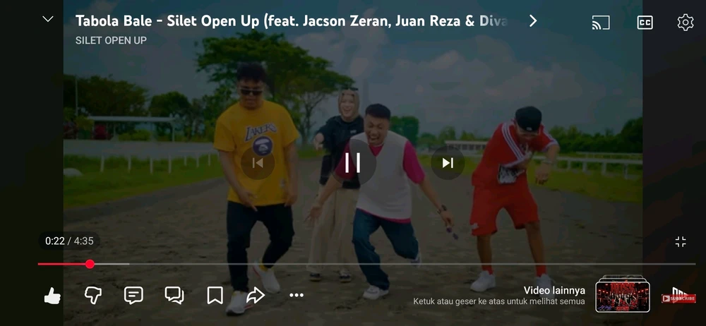 GIF diunggah oleh Saf