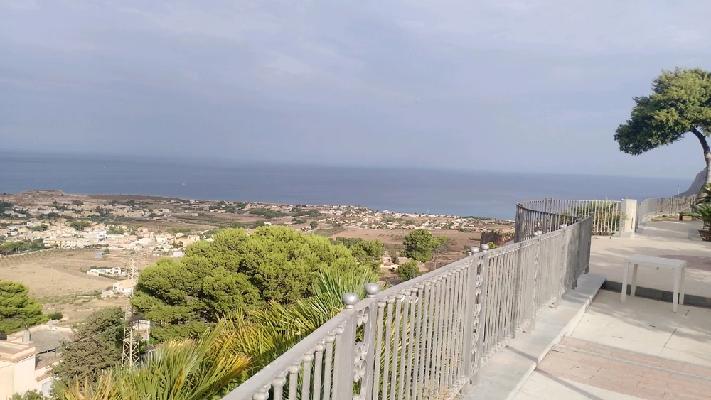 Image uploaded by IonComan