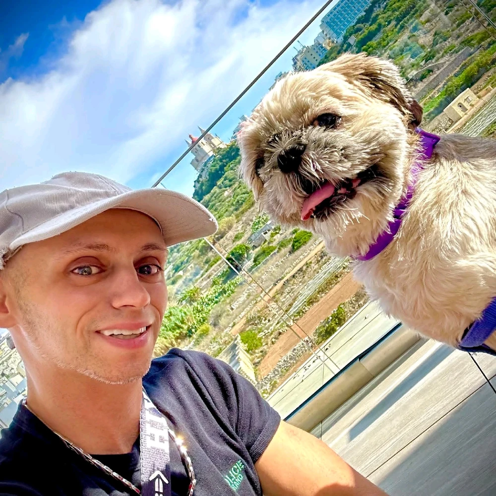 At the hotel terrace with the dog