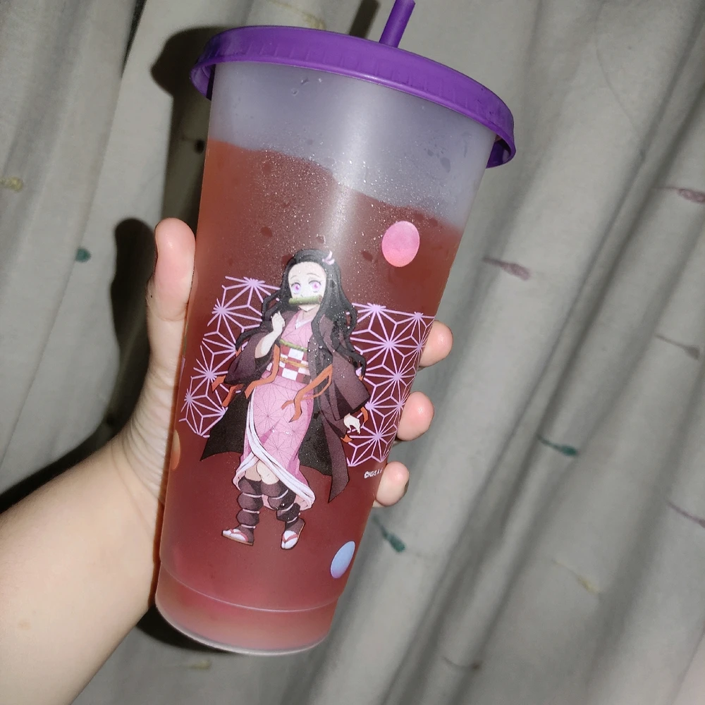 GIF diunggah oleh 𝚅𝙴𝙻𝙾𝚄𝚁𝙸𝚇