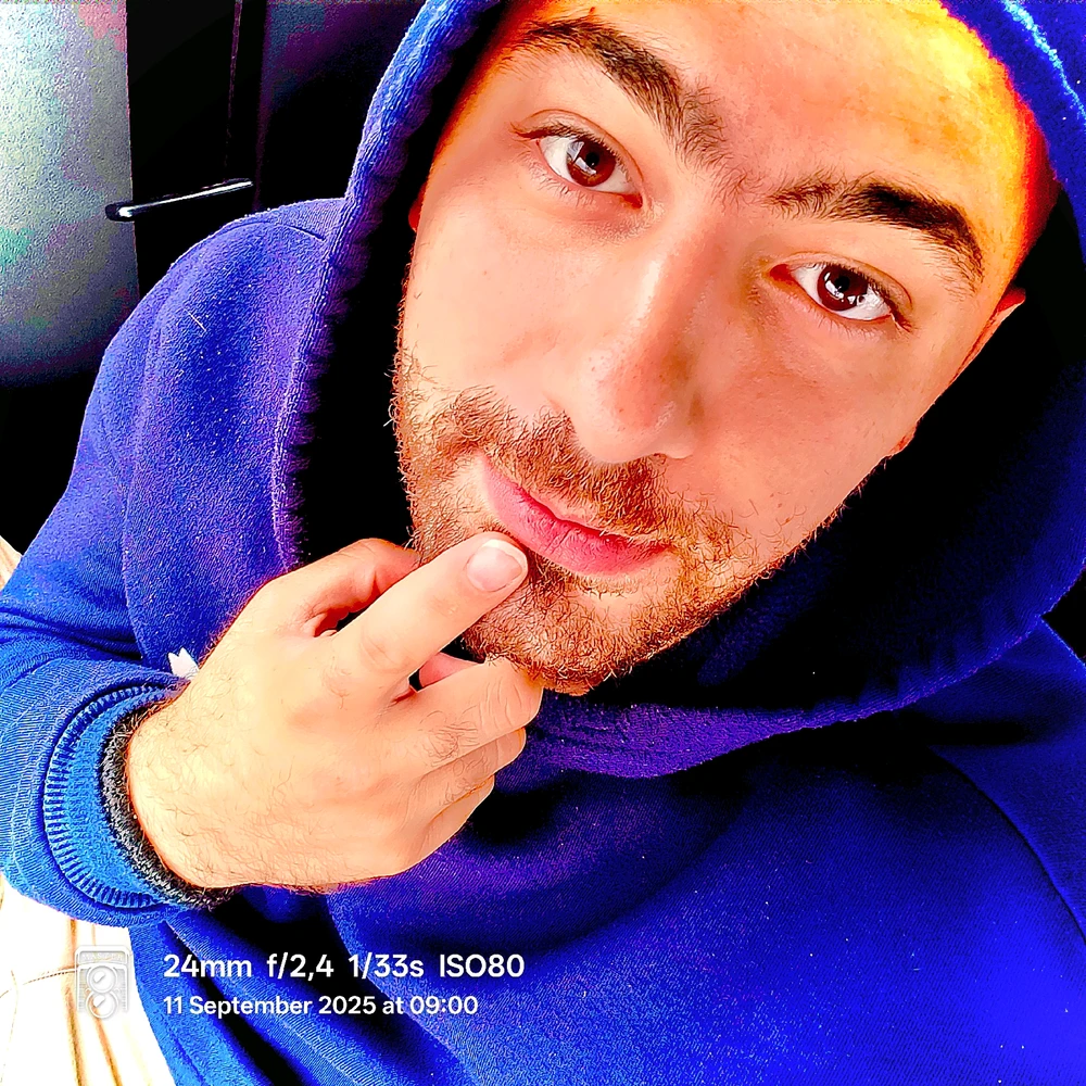 GIF uploaded by Salvatore