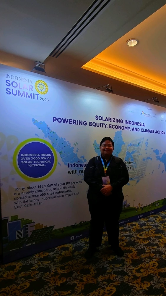 GIF uploaded by Appan