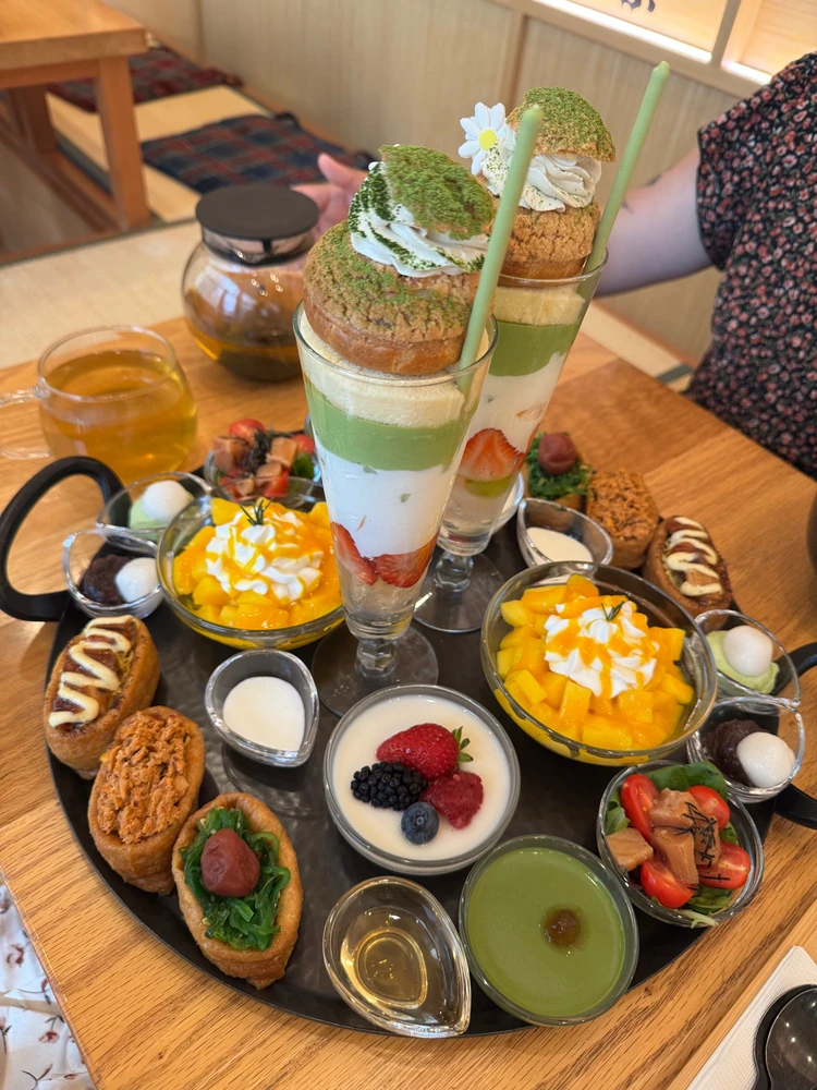 GIF uploaded by Cannie