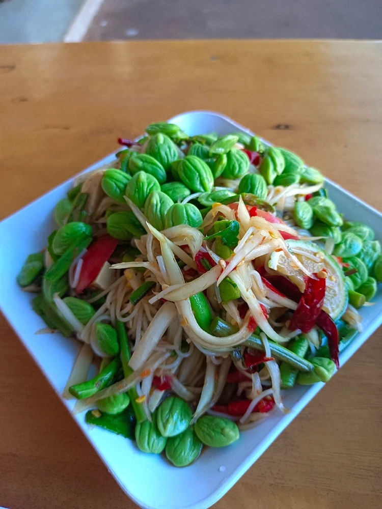 GIF อัปโหลดโดย namna