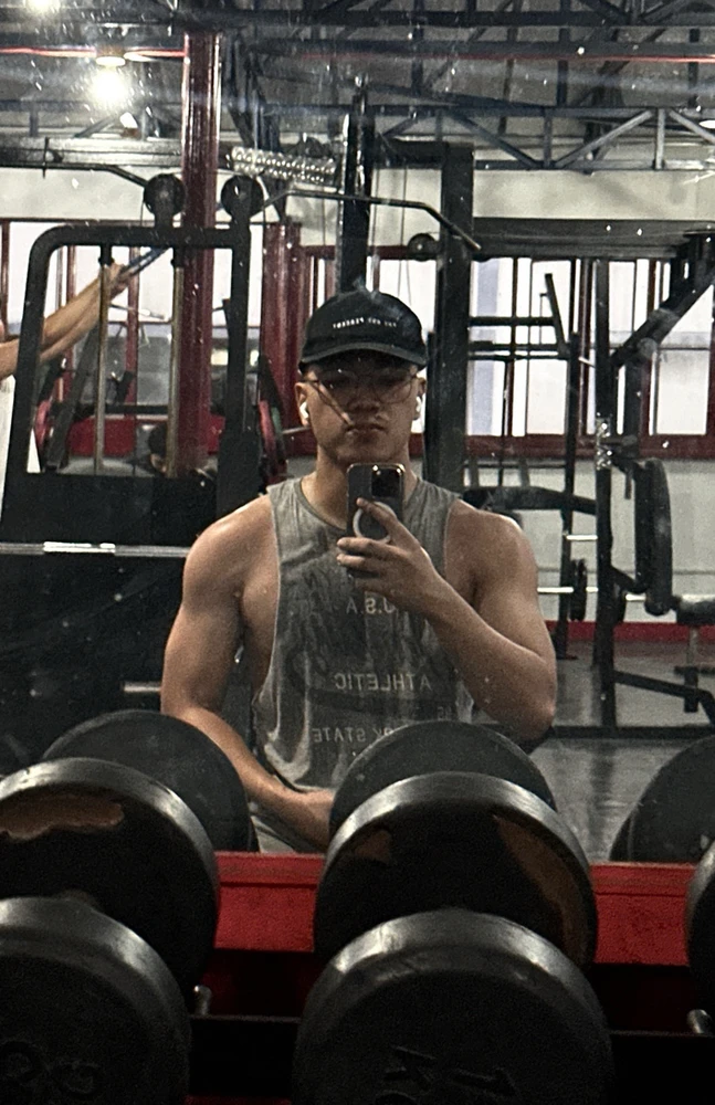 GIF na in-upload ni RJ