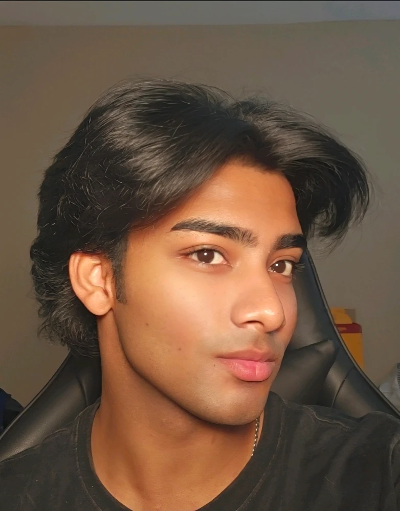 GIF gi-upload ni Nomi