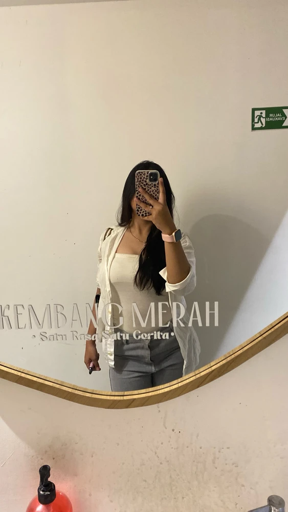 GIF diunggah oleh nana