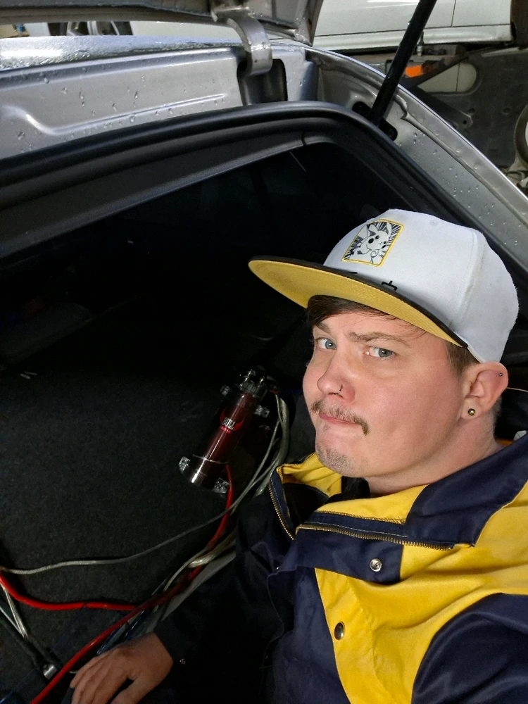 GIF-tiedoston lisäsi Joni