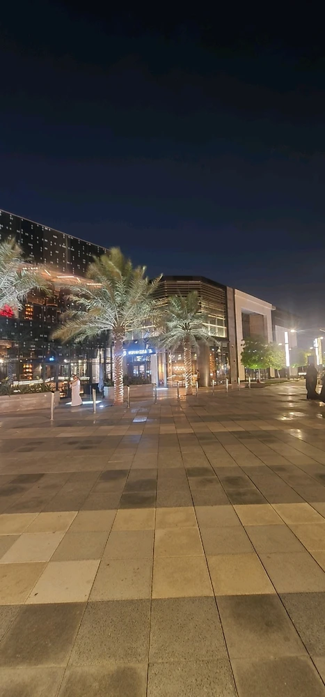 GIF uploaded by Viyah