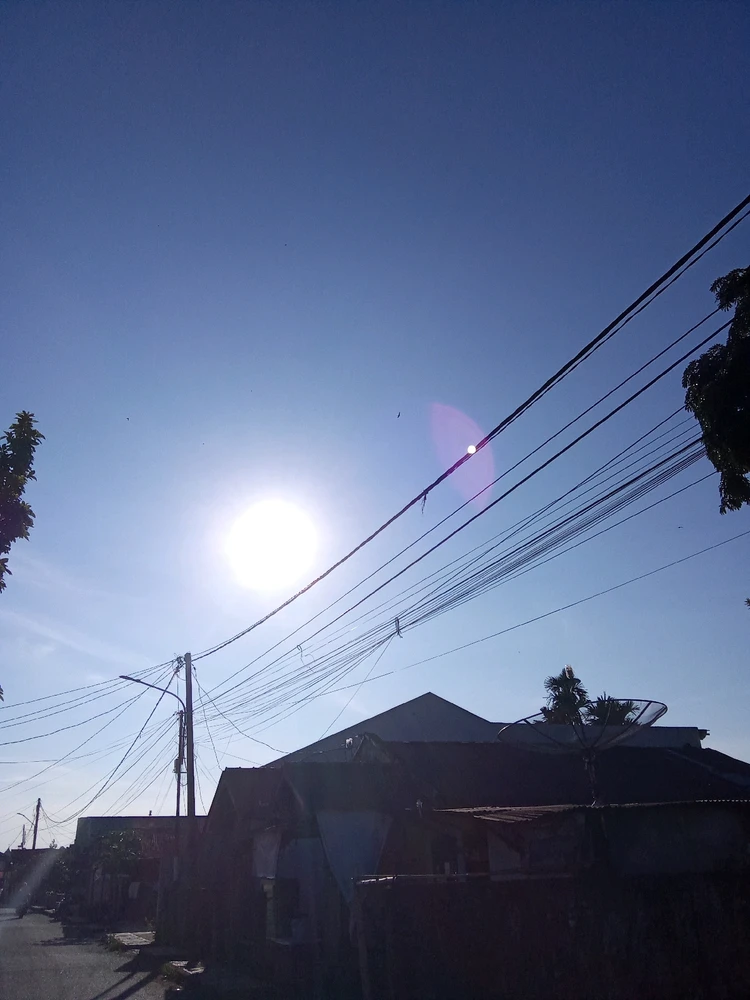 GIF diunggah oleh Dwi Agustina