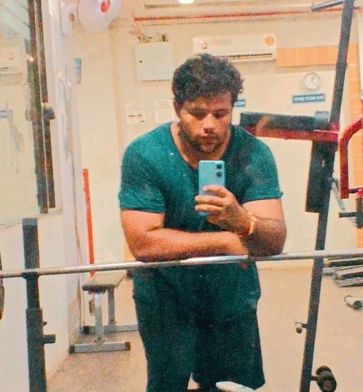 GIF uploaded by Yudi