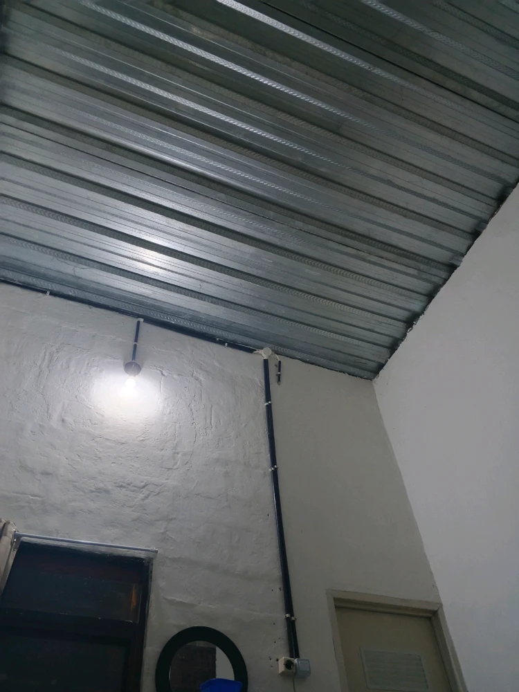 GIF uploaded by Arisa