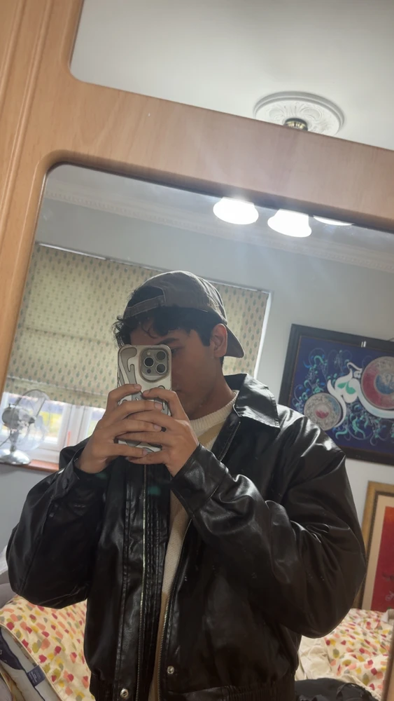 Gambar diunggah dening Benzi