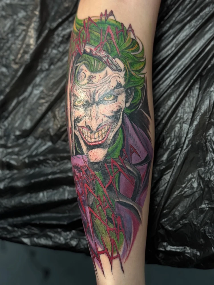 Joker, joker tattoo, tattoo, batman, three joker, the clown
