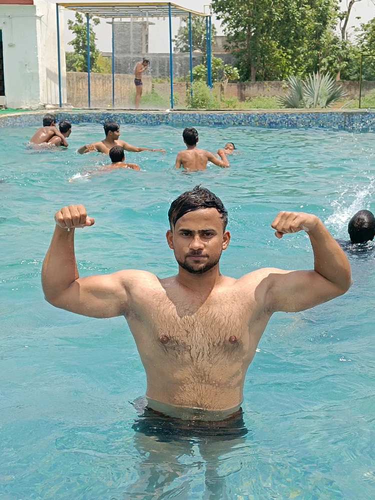 GIF uploaded by Ritesh
