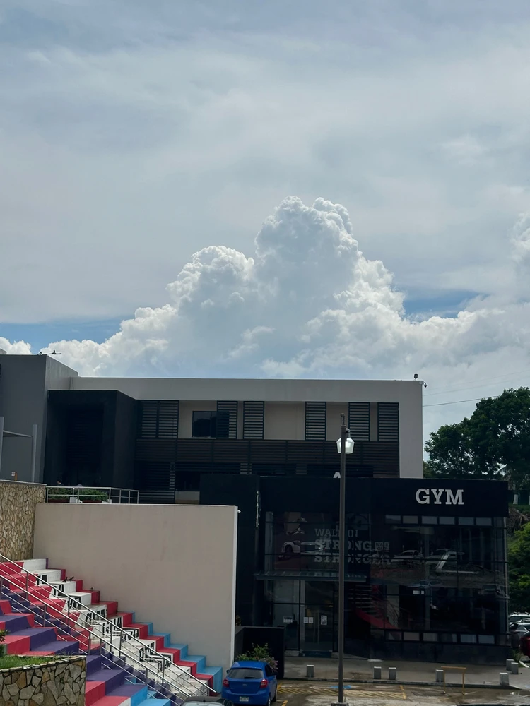 GIF uploaded by Denisse