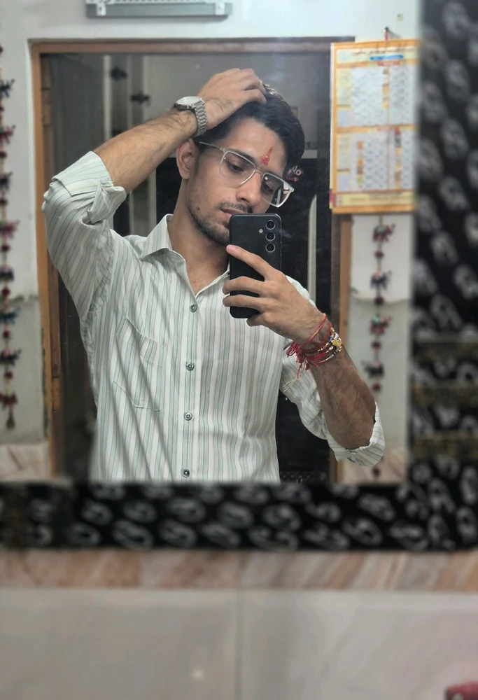 GIF uploaded by Ravi