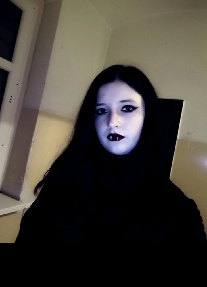 GIF dodany przez Aki goth vampire