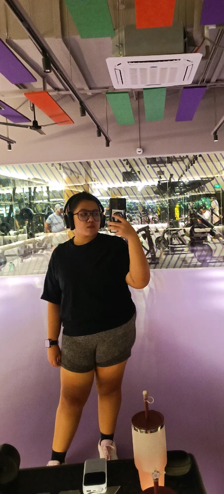 Gi-upload ni Nekkkaa ang hulagway