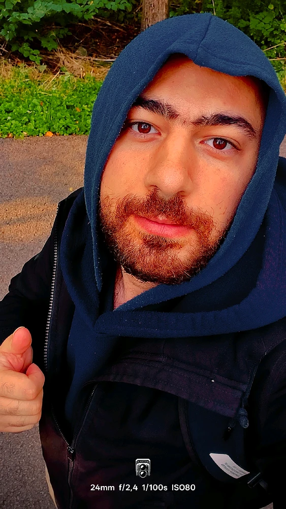 GIF gi-upload ni Salvatore