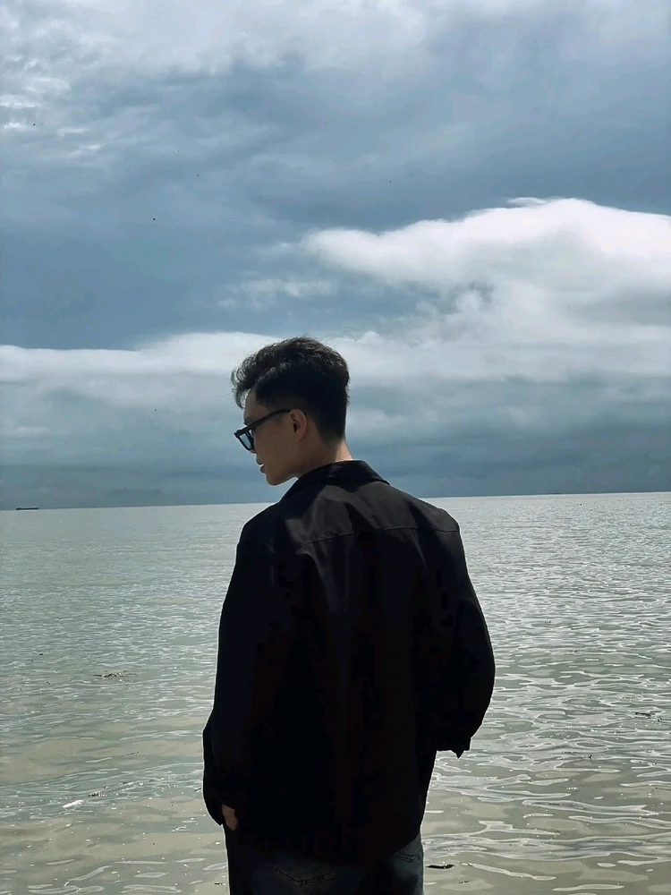 GIF được Triệu Duy Cường tải lên