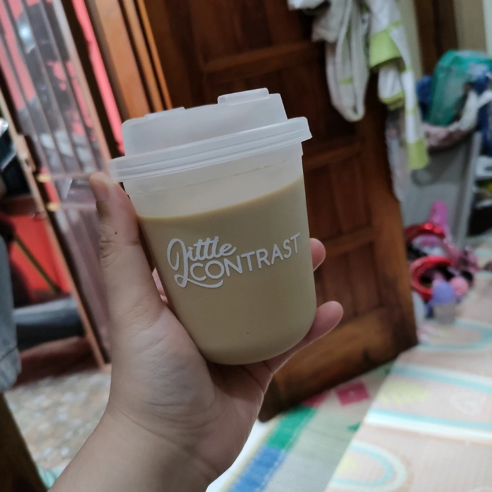 GIF diunggah oleh 𝚅𝙴𝙻𝙾𝚄𝚁𝙸𝚇