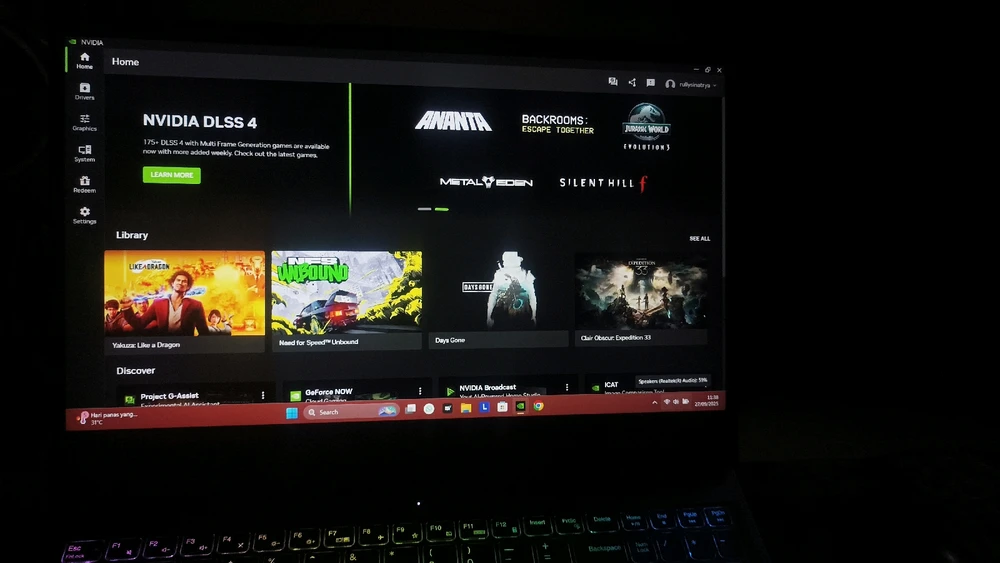 GIF diunggah oleh Nothing