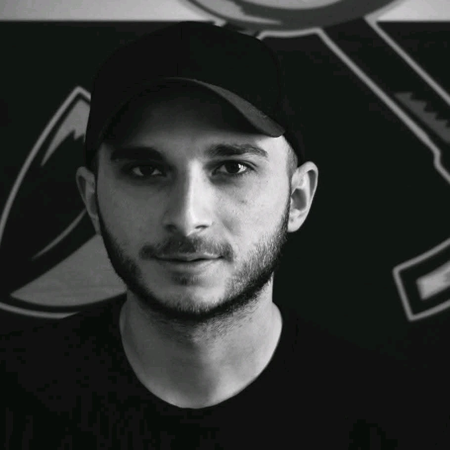 GIF-ი ატვირთა გიორგი-მ