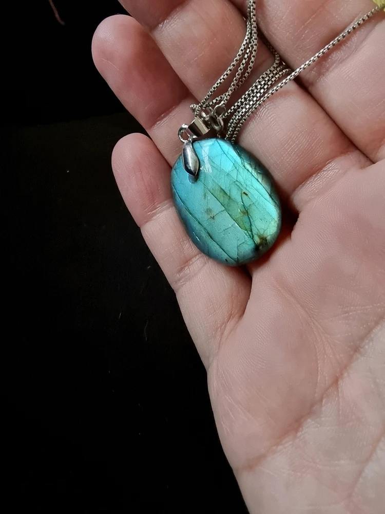 GIF uploaded by Mila