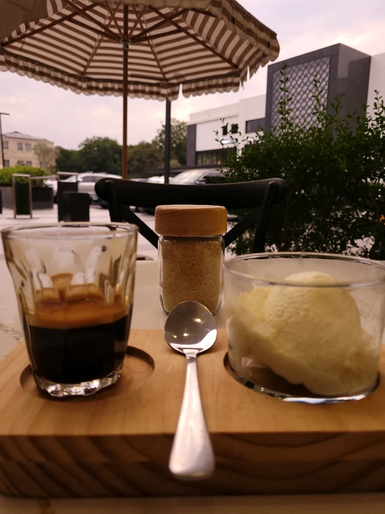 GIF uploaded by Darin