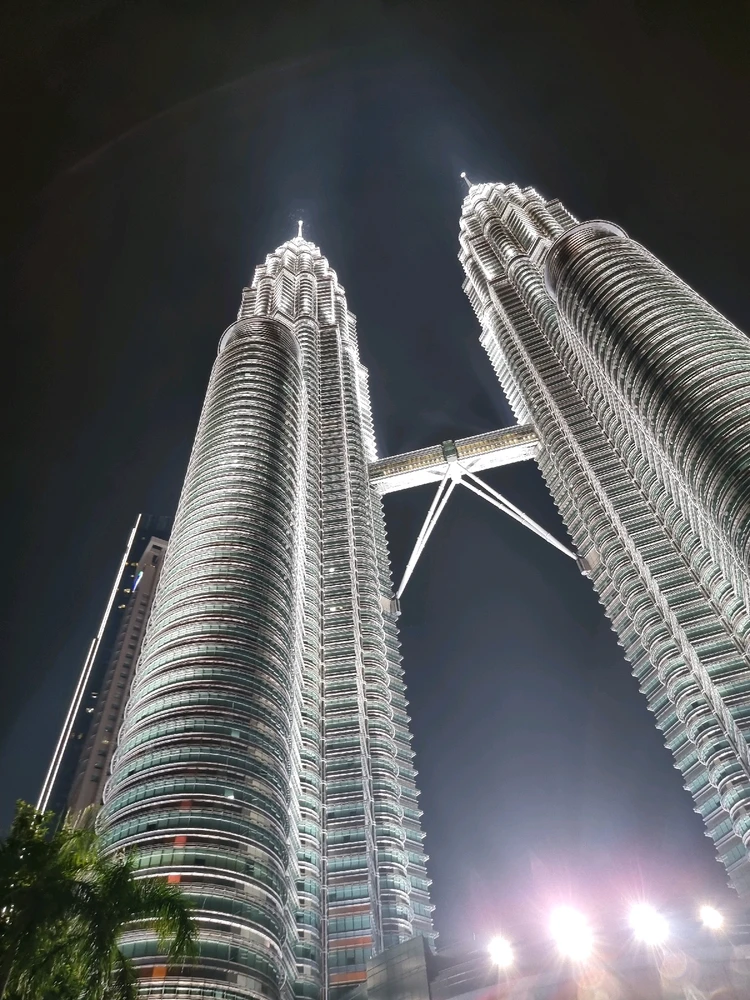 GIF uploaded by Harith ikhwan