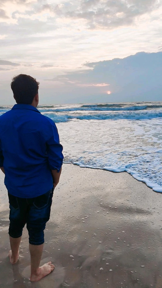 GIF uploaded by Sid