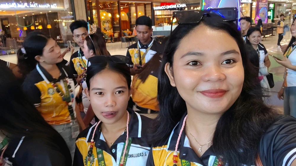I-upload ni Rica ang larawan