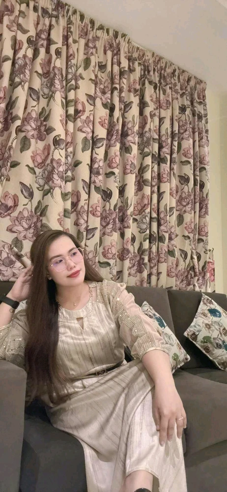 GIF uploaded by Anne