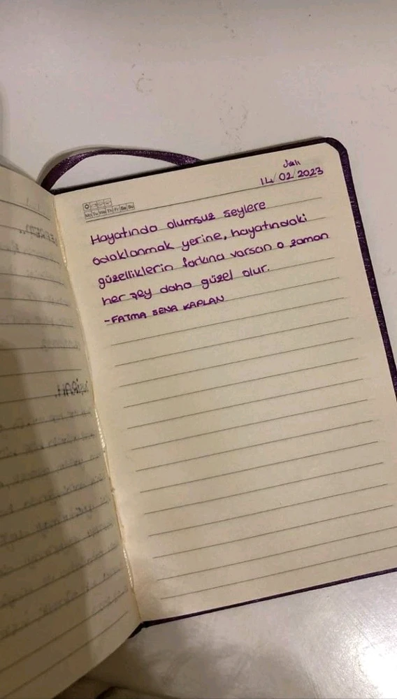 Gamze tarafından yüklenen GIF