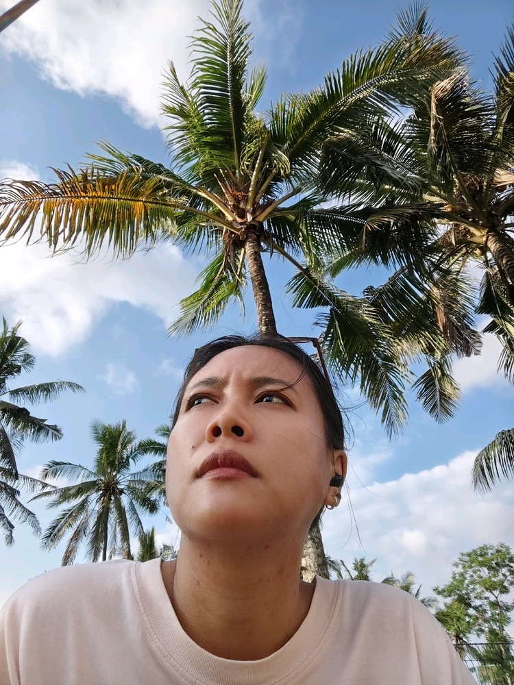 GIF uploaded by Di