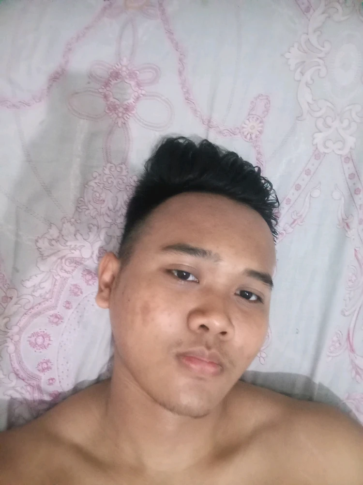 GIF uploaded by Saka