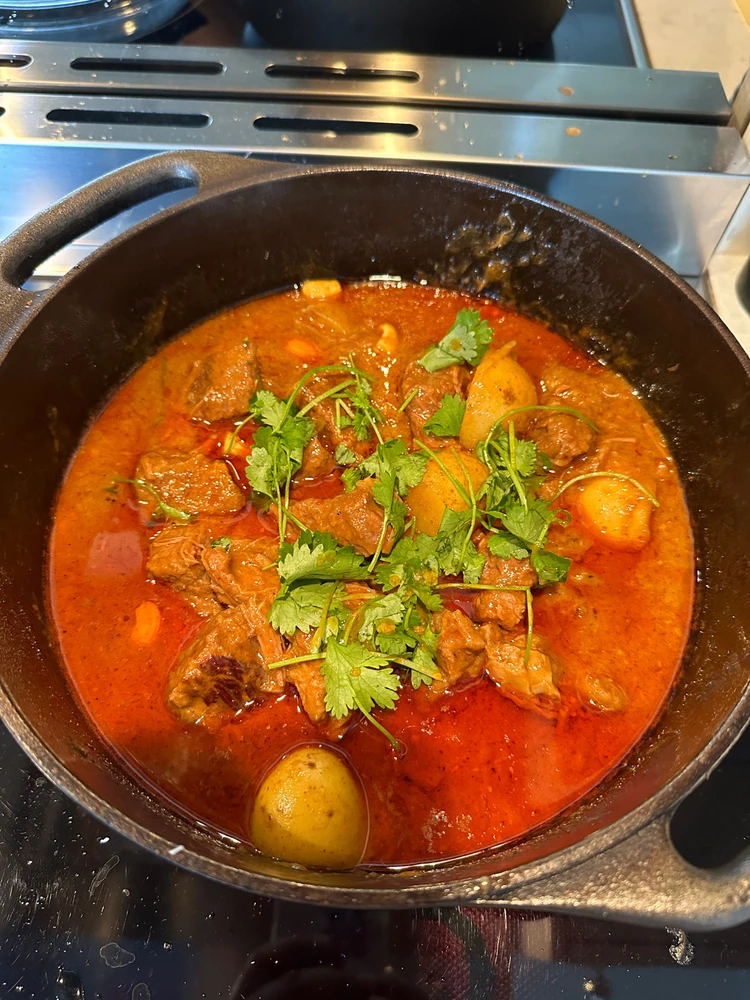 GIF uploaded by Ara