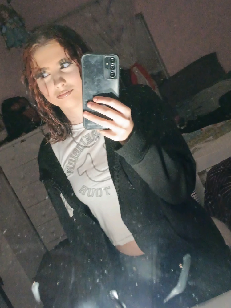 GIF uploaded by Lilly