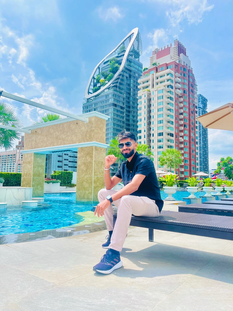 GIF diunggah dening Ravindu