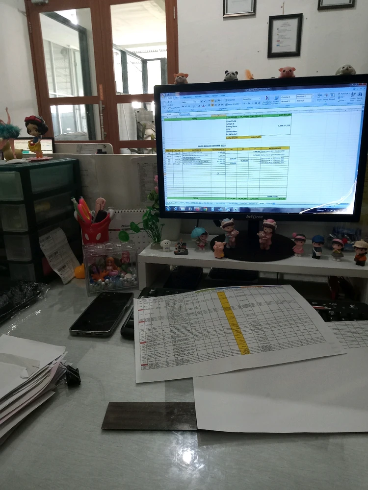 GIF diunggah oleh Angel