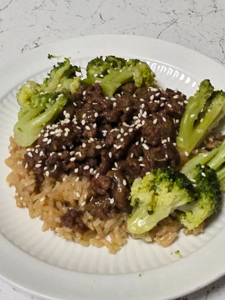 GIF uploaded by Isabella