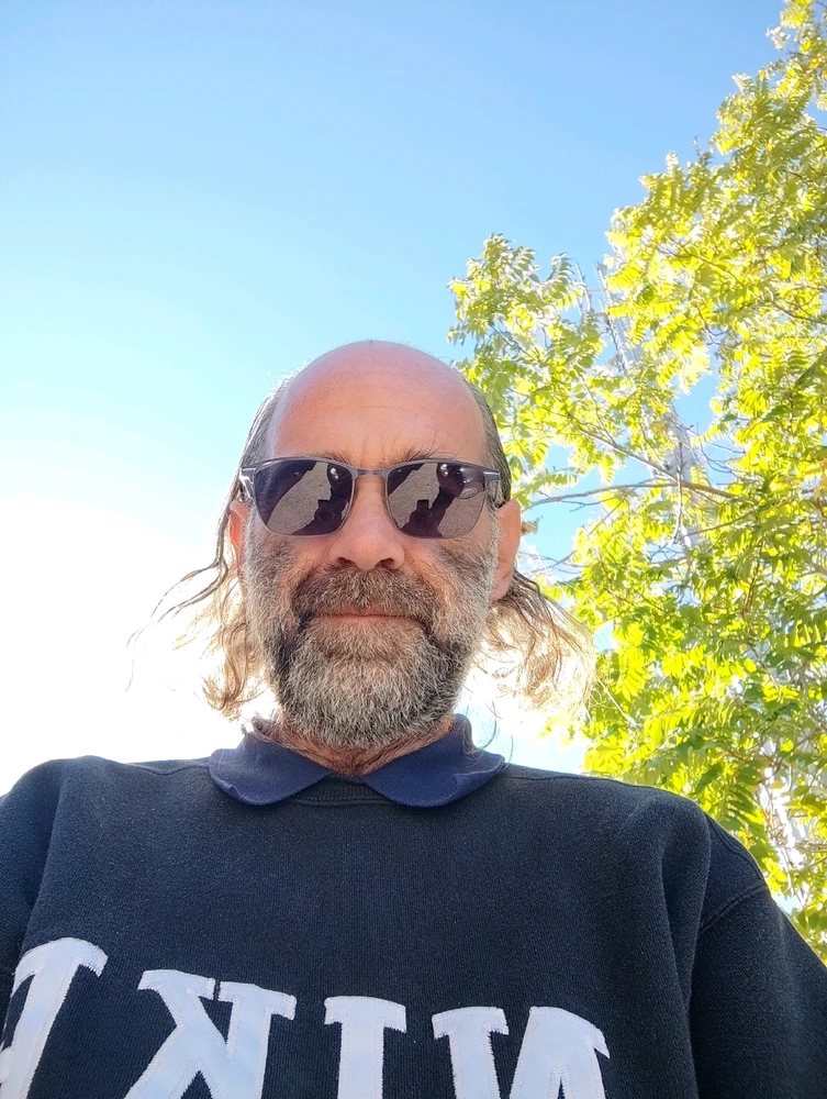 nice week-end to all people 😃😃😃😃😃