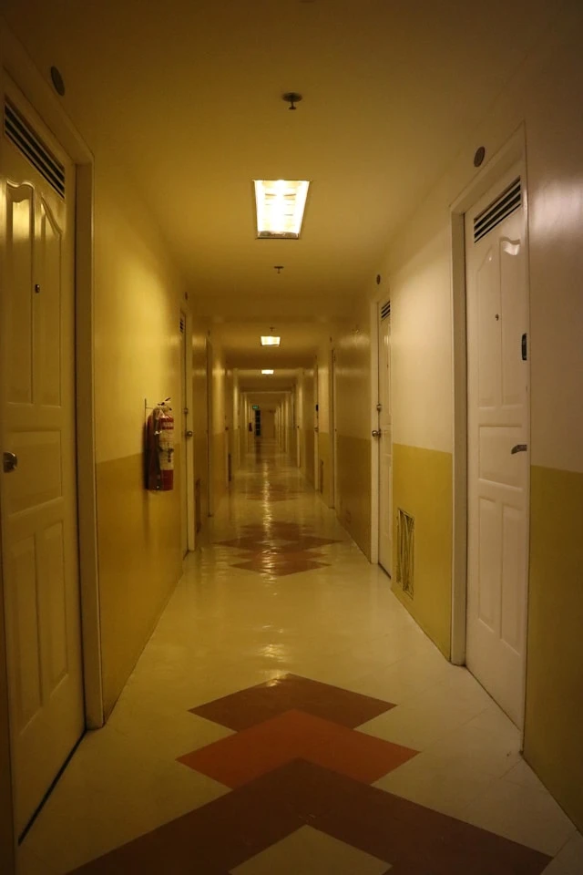 Le Same Place (Extrait d’une exploration sur les espaces parallèles de la perception)