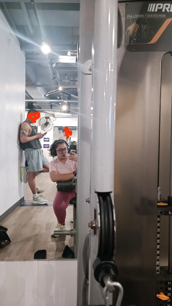 GIF na in-upload ni Nekkkaa
