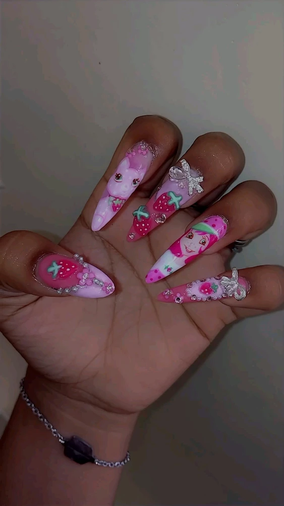 Strawberry shortcake 🍓🎀🍓🍰