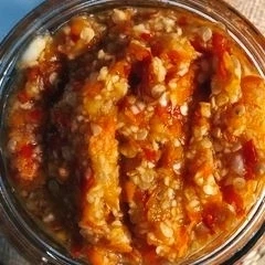 🗣️ : Tell me you're Asian without telling me you're Asian!
Me :