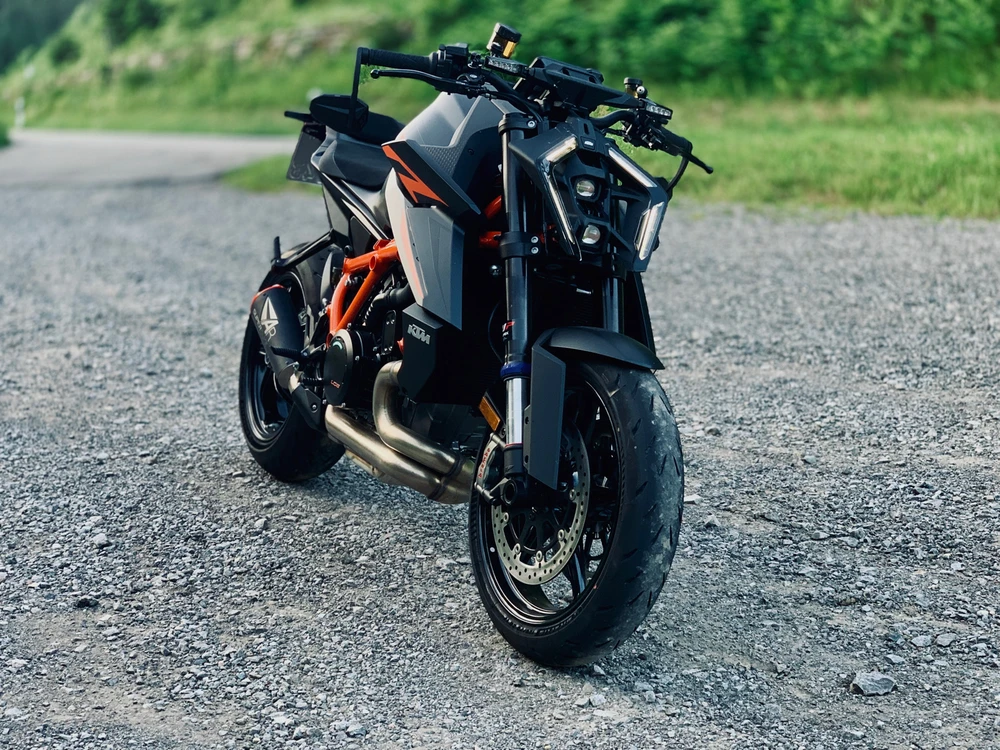 GIF uploaded by Vincent