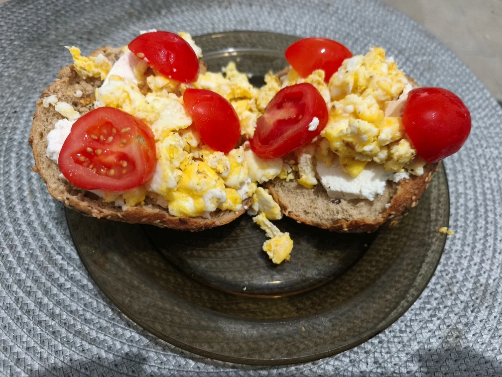 GIF uploaded by חן